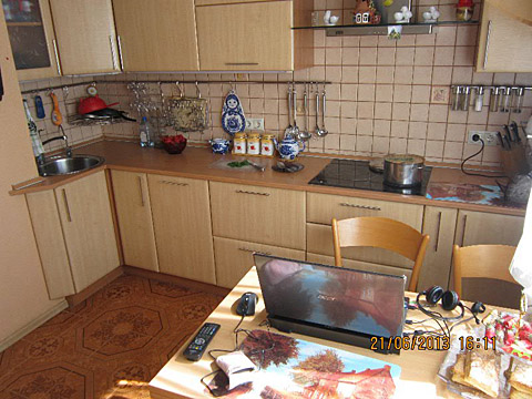 �������